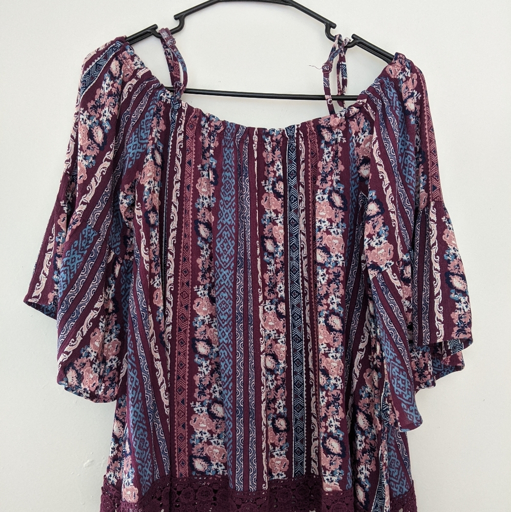 Floral print blouse